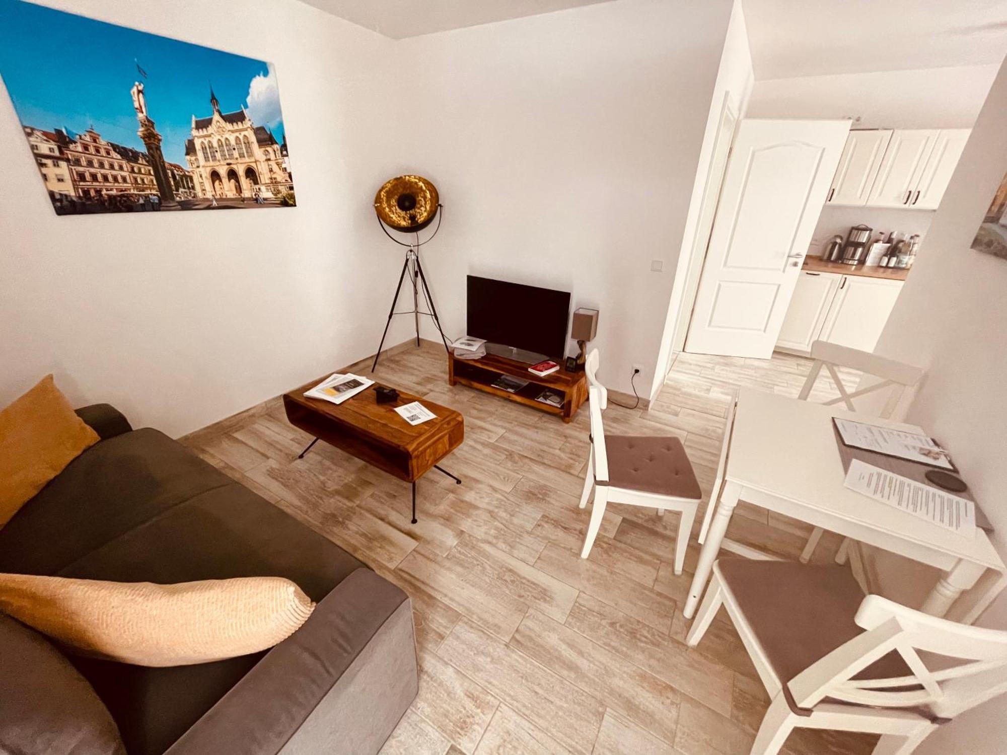 Ferienwohnungen Mey Haus Zum Rosenstock Erfurt Luaran gambar